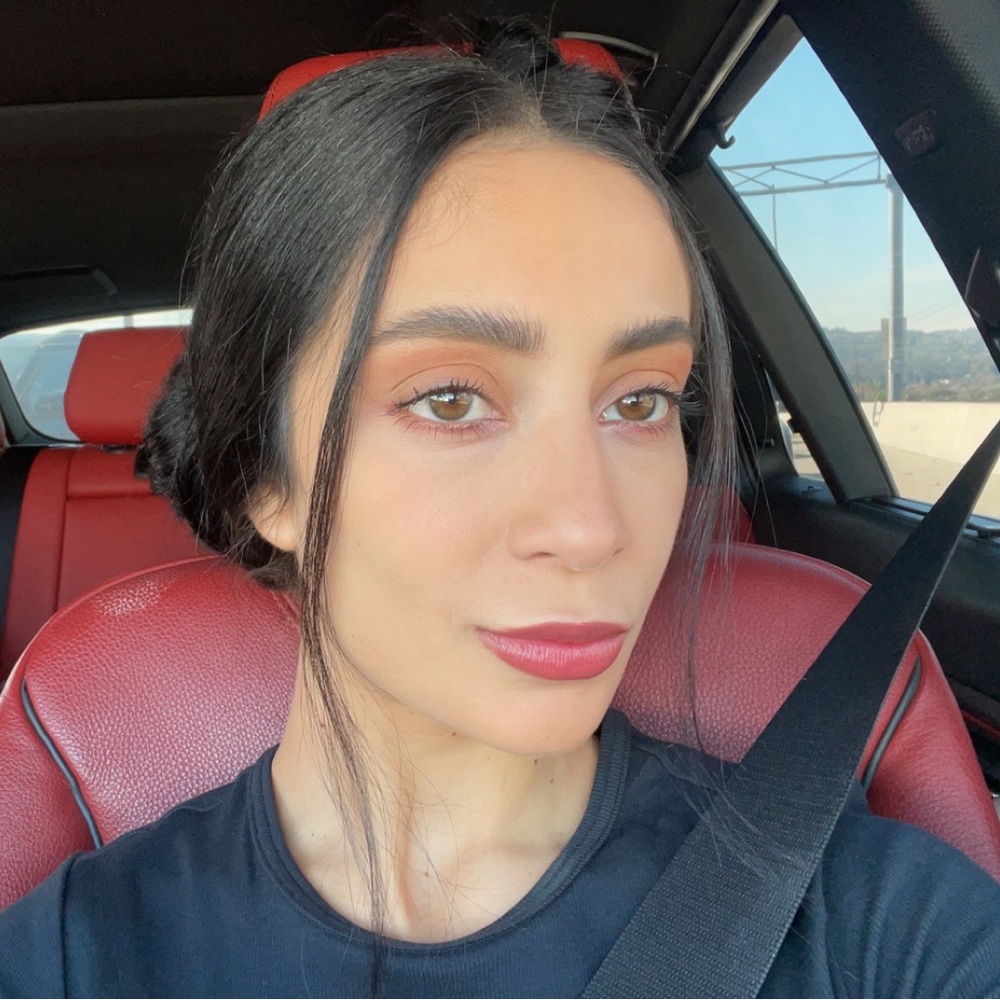 Meet your Posher, Evelynnn